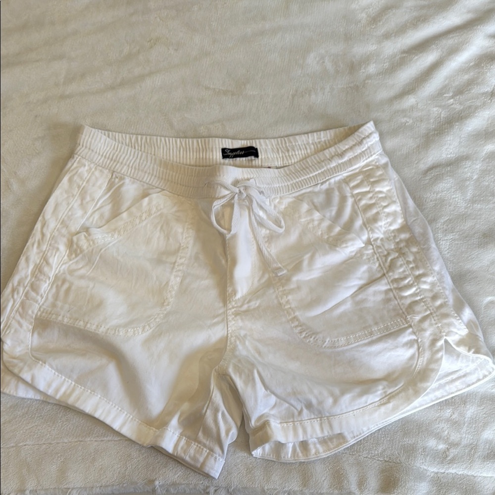 Women's White Shorts